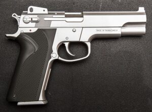 KWC airsoft M4505 SILVER springer pištolj